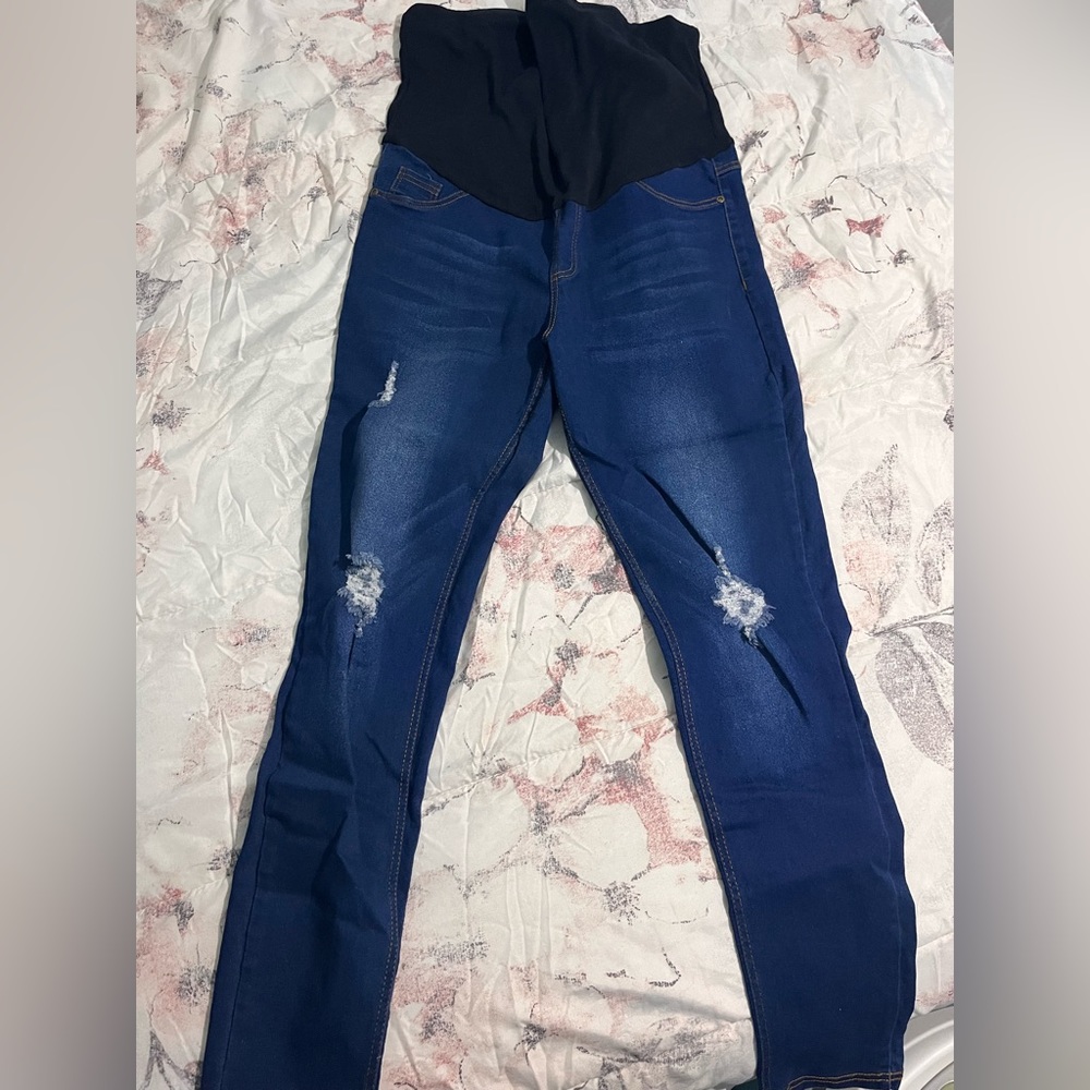 Blue skinny jeans. Maternity.